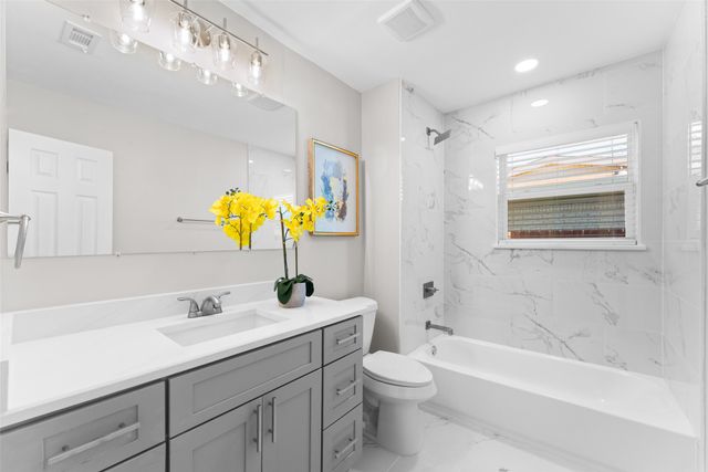 10204 San Juan Avenue, Dallas, TX 75228