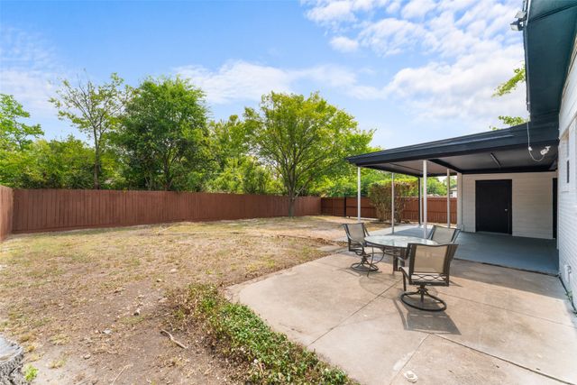 10204 San Juan Avenue, Dallas, TX 75228