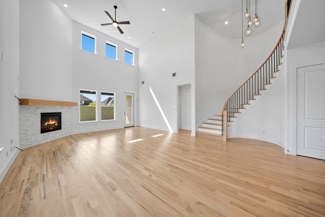587 Mayfair Lane, Frisco, TX 75033