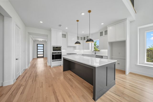 587 Mayfair Lane, Frisco, TX 75033
