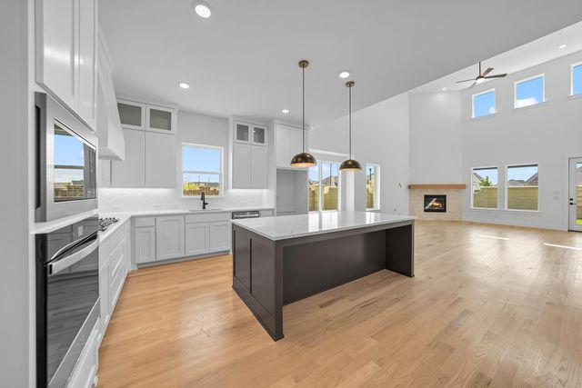 587 Mayfair Lane, Frisco, TX 75033