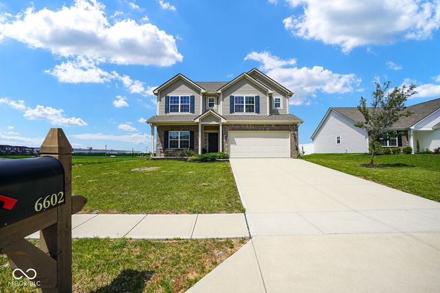6602 W Whispering Way, Greenfield, IN 46140