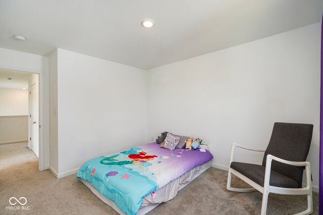 6602 W Whispering Way, Greenfield, IN 46140