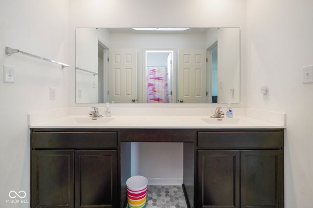 6602 W Whispering Way, Greenfield, IN 46140
