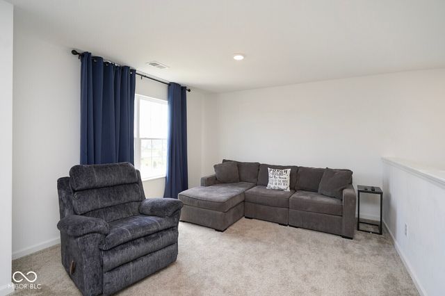 6602 W Whispering Way, Greenfield, IN 46140