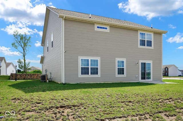 6602 W Whispering Way, Greenfield, IN 46140