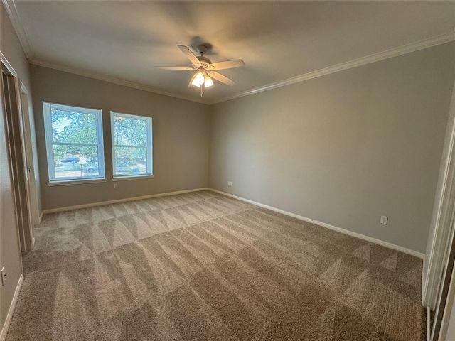 12212 Brigadoon LN 147, Austin, TX 78727