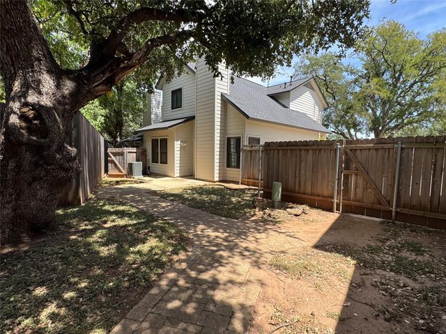12212 Brigadoon LN 147, Austin, TX 78727