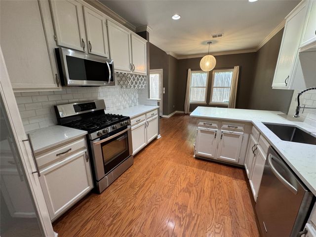 12212 Brigadoon LN 147, Austin, TX 78727