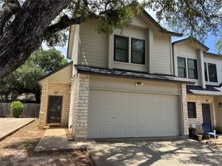 12212 Brigadoon LN 147, Austin, TX 78727