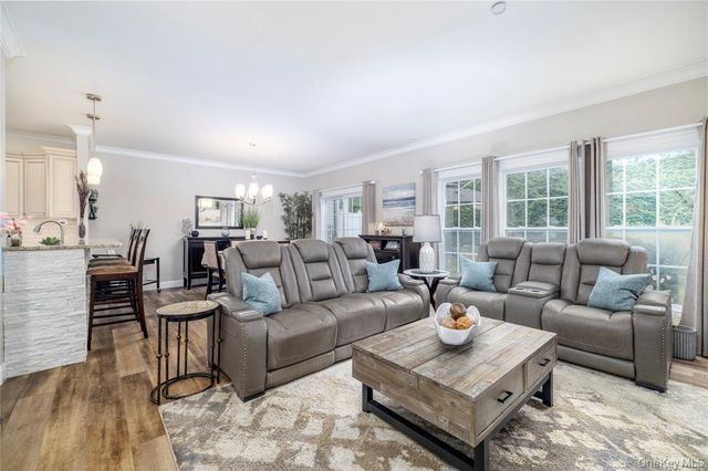 36 Nicole Court 36, Copiague, NY 11726