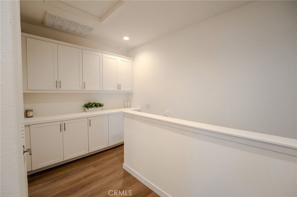 Image 27 of property listing at 107 Allusion, Irvine, CA 92618