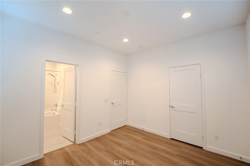 Image 29 of property listing at 107 Allusion, Irvine, CA 92618