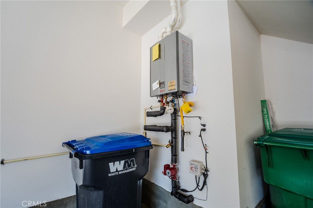 Image 46 of property listing at 107 Allusion, Irvine, CA 92618