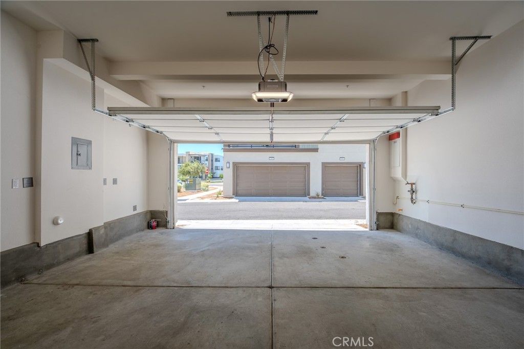 Image 47 of property listing at 107 Allusion, Irvine, CA 92618