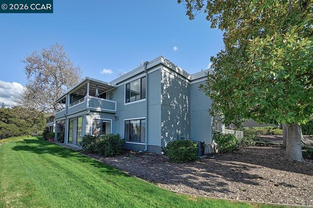 2724 Tice Creek Dr 2, Walnut Creek, CA 94595