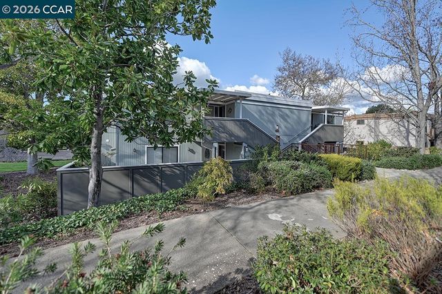 2724 Tice Creek Dr 2, Walnut Creek, CA 94595