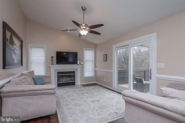 2049 AQUIA DR, Stafford, VA 22554