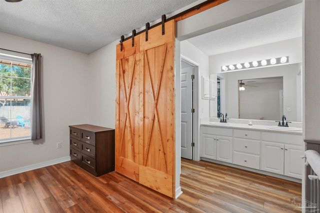 2091 Alfred Blvd, Navarre, FL 32566