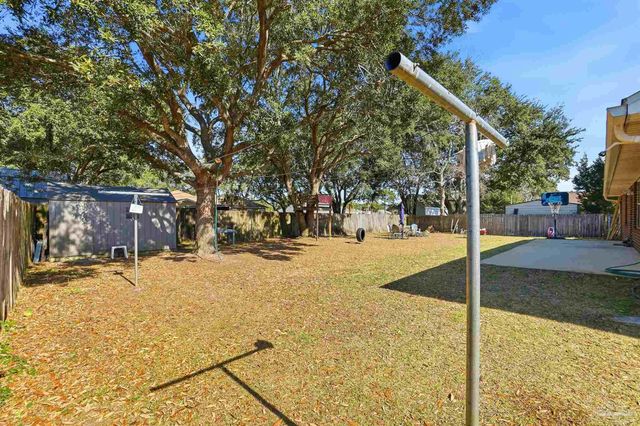 2091 Alfred Blvd, Navarre, FL 32566