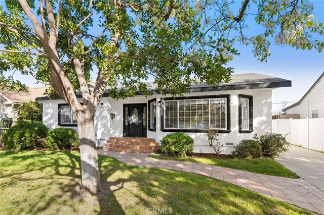 13951 Addison, Sherman Oaks, CA 91423