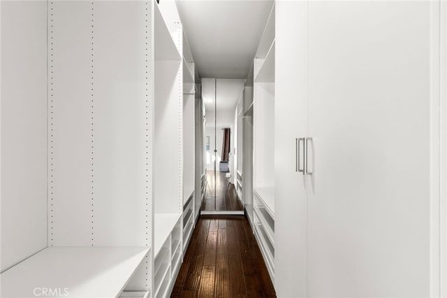 13951 Addison, Sherman Oaks, CA 91423