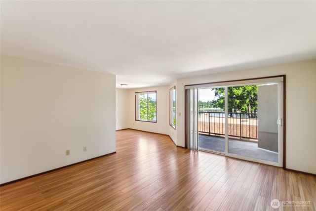 921 Pershing Avenue #203, Bremerton, WA 98312