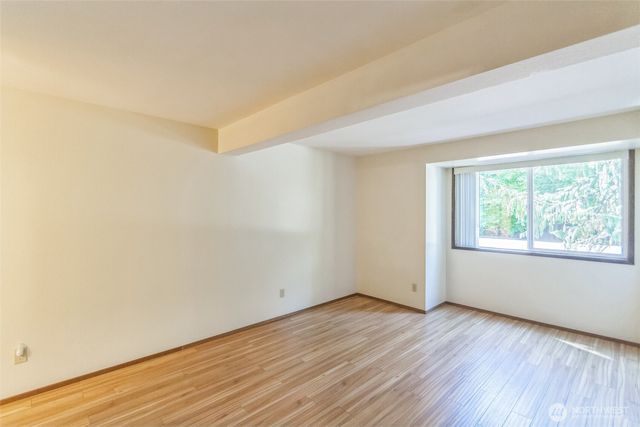 921 Pershing Avenue #203, Bremerton, WA 98312