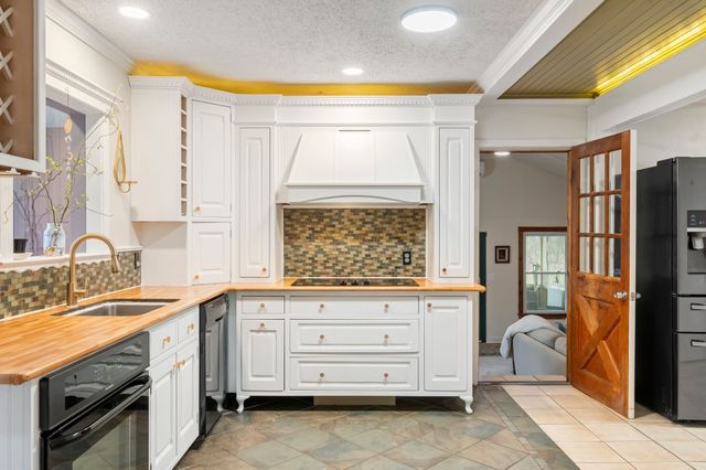 2320 Bluebird Rd, Lebanon, TN 37087