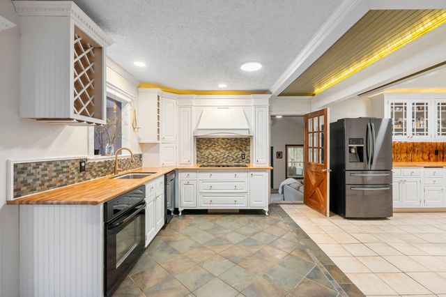 2320 Bluebird Rd, Lebanon, TN 37087