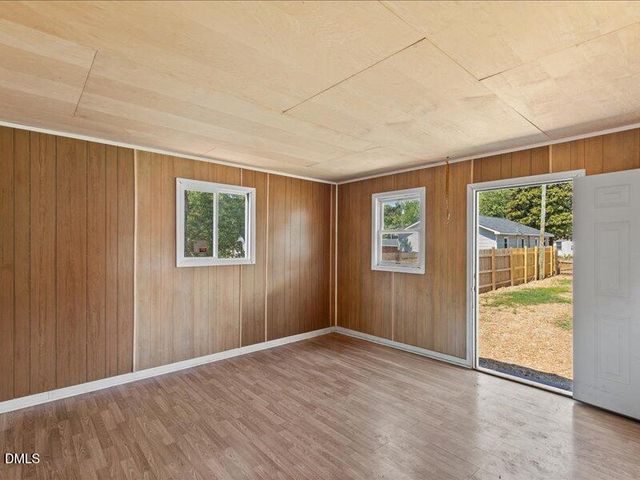105 3rd Street, Erwin, NC 28339