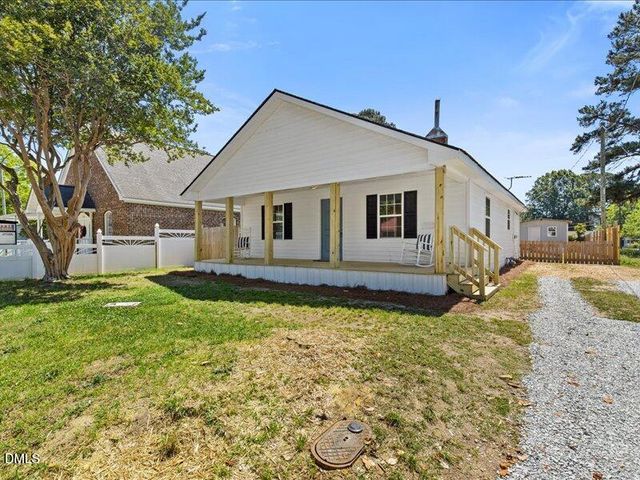 105 3rd Street, Erwin, NC 28339