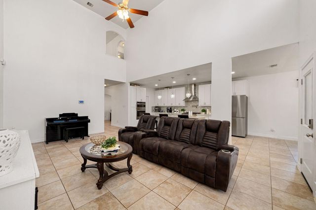 2007 Brookmont Drive, Conroe, TX 77301