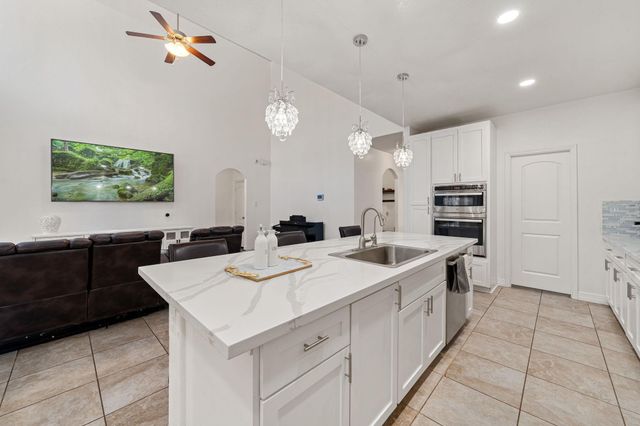 2007 Brookmont Drive, Conroe, TX 77301