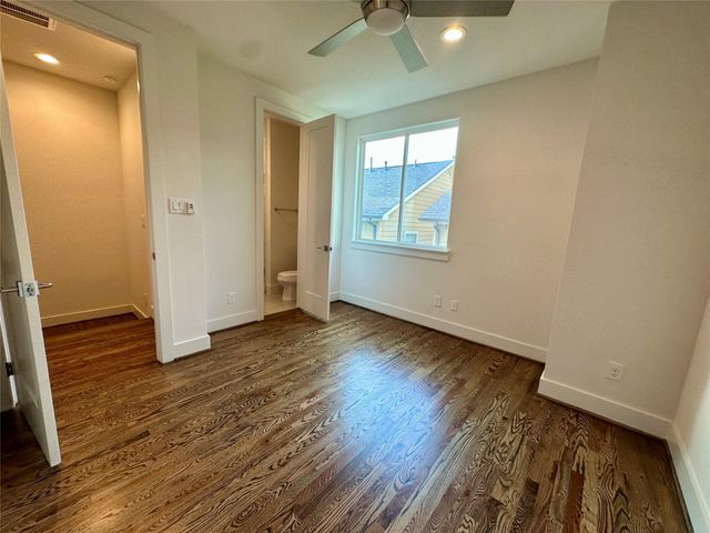 1537 W 24th Street C, Houston, TX 77008