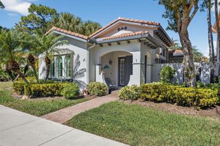 47 Stoney Drive, Palm Beach Gardens, FL 33410