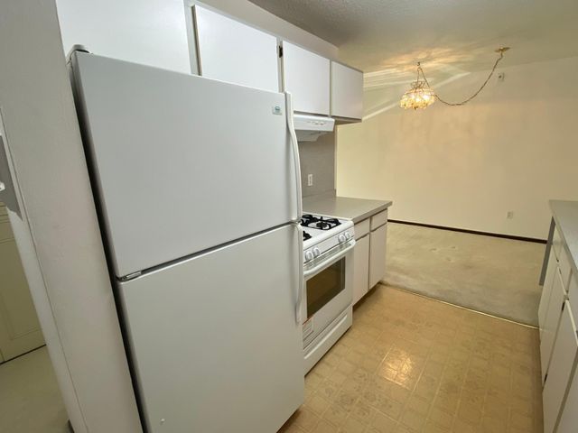 7350 York Avenue S 209, Edina, MN 55435