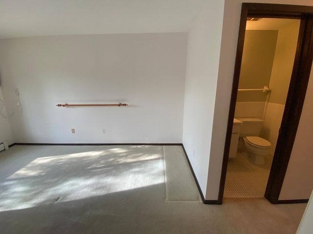 7350 York Avenue S 209, Edina, MN 55435