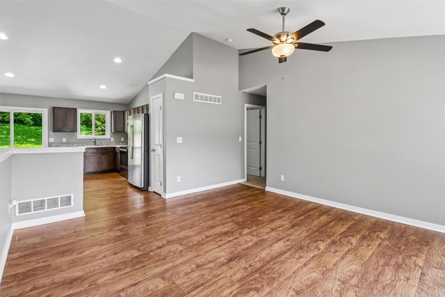 7111 SW 16th Street, Des Moines, IA 50315