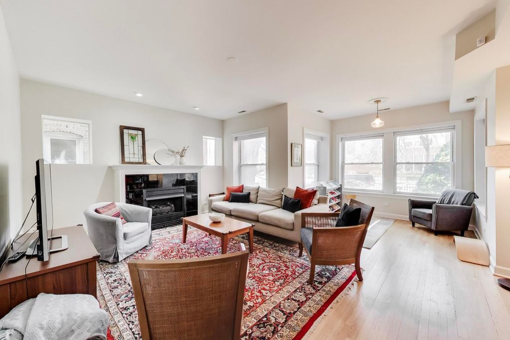 4411 N Beacon Street 1, Chicago, IL 60640 — photo 5