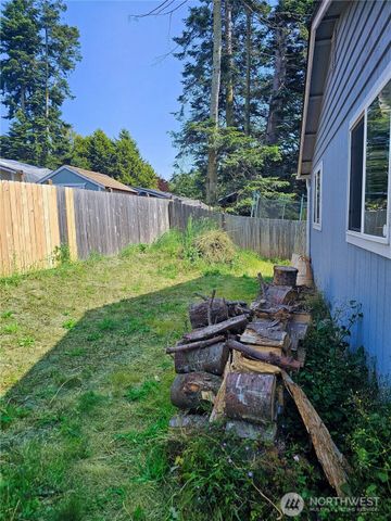 4288 N Northgate Drive, Oak Harbor, WA 98277