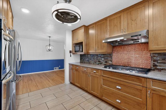 1009 Chama Street NE, Albuquerque, NM 87110