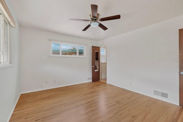 1009 Chama Street NE, Albuquerque, NM 87110