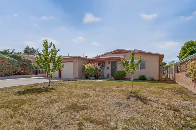 1009 Chama Street NE, Albuquerque, NM 87110