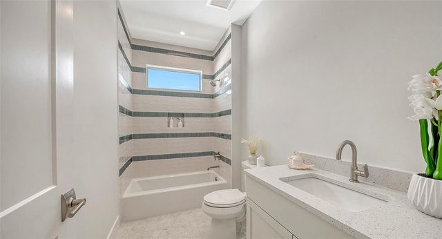 7809 20TH PLACE W, Bradenton, FL 34209