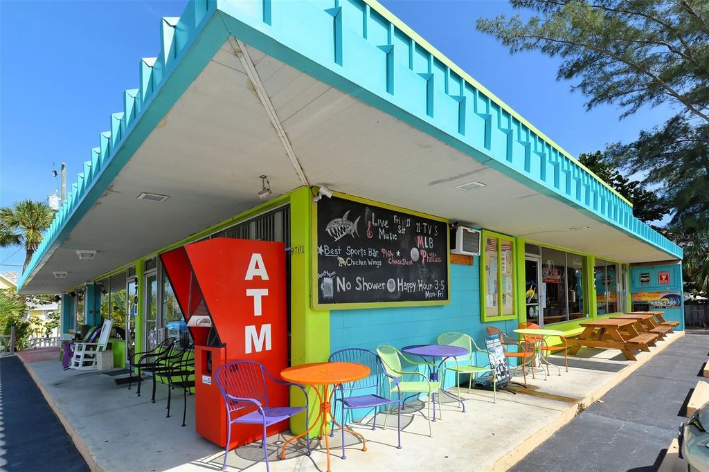 Image 10 of property listing at 7809 20TH PLACE W, Bradenton, FL 34209