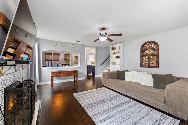 703 Sparkling Brook LN, Leander, TX 78641