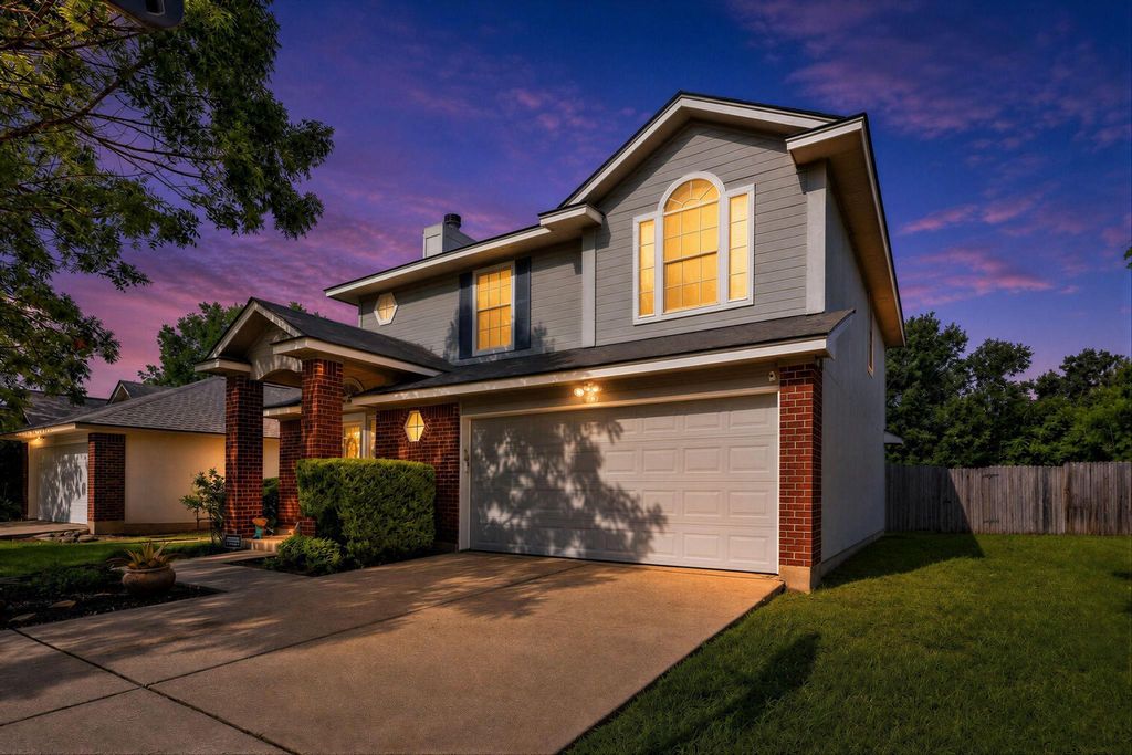 703 Sparkling Brook LN, Leander, TX 78641