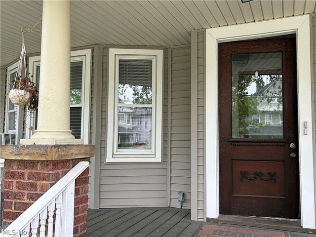 1567 Wagar Avenue, Lakewood, OH 44107