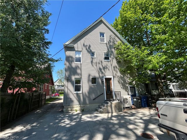 1567 Wagar Avenue, Lakewood, OH 44107
